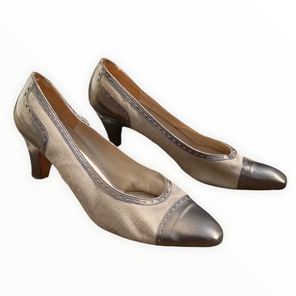 Salvatore Ferragamo Vintage Pumps Almond Toe Size 10 Beige Cap‎ Leather Heels - Picture 2 of 8